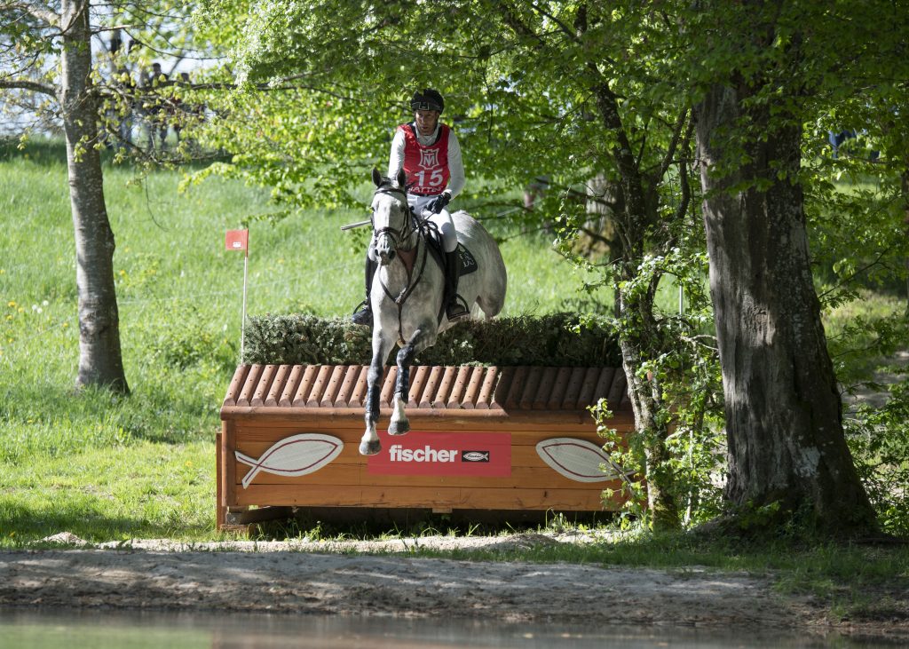 Dirk Schrade on Tour in England und erfolgreich in Burnham Market