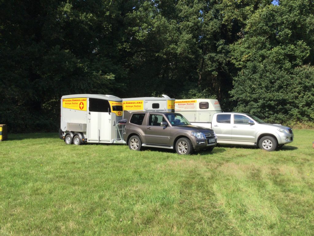 Meist im Hintergrund und doch unverzichtbar: Siegfried Neuhaus von der Pferdeambulanz im Buschreiter-Interview