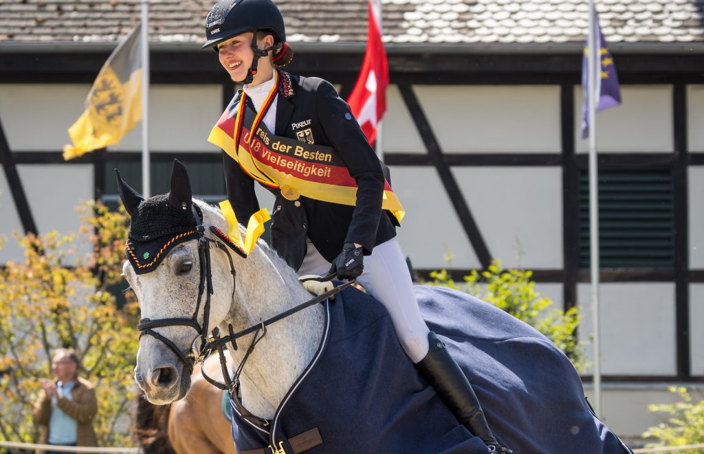 Preis der Besten Vielseitigkeit: Titel für Schmid, Leowald und Hayessen